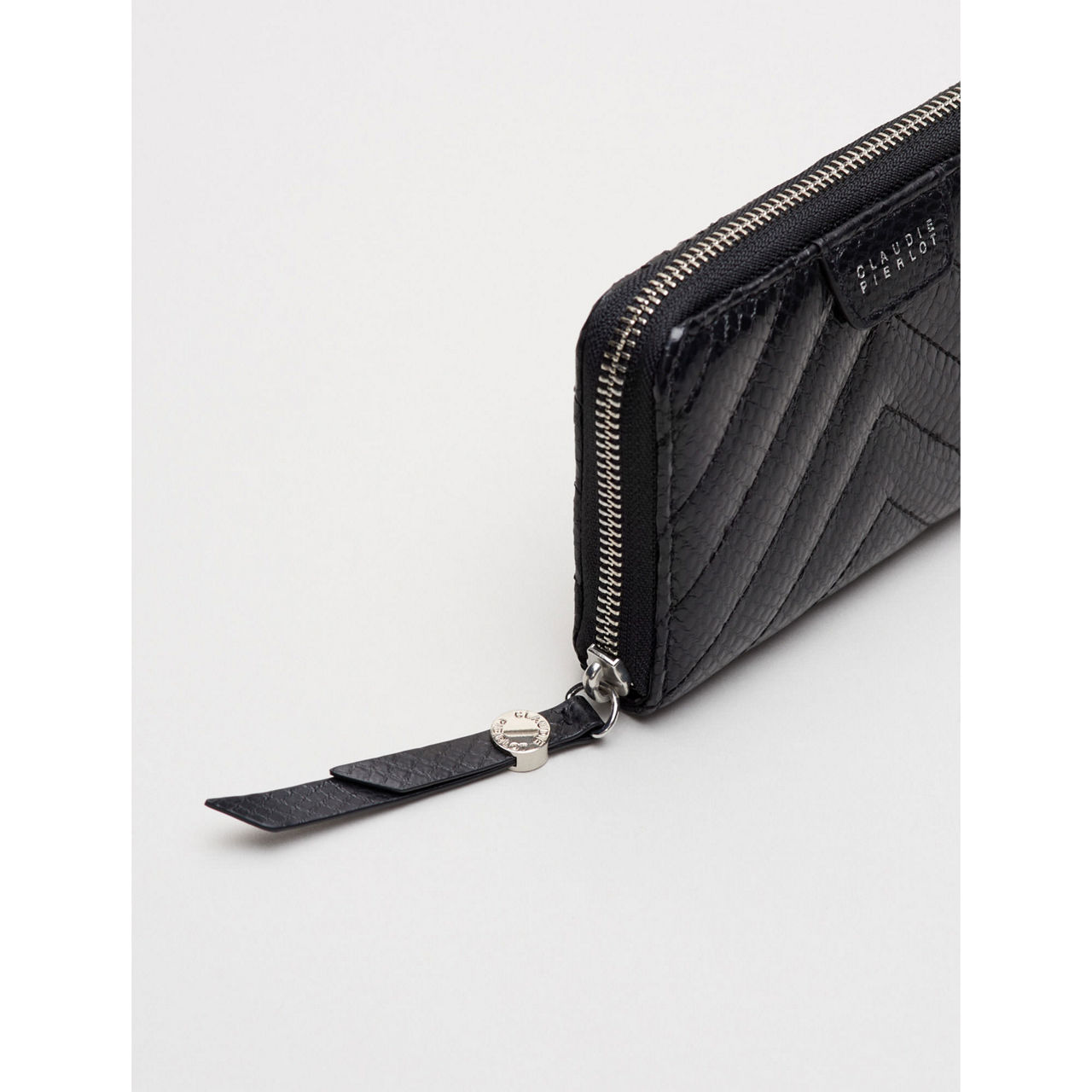 CLAUDIE PIERLOT Answers Python Wallet