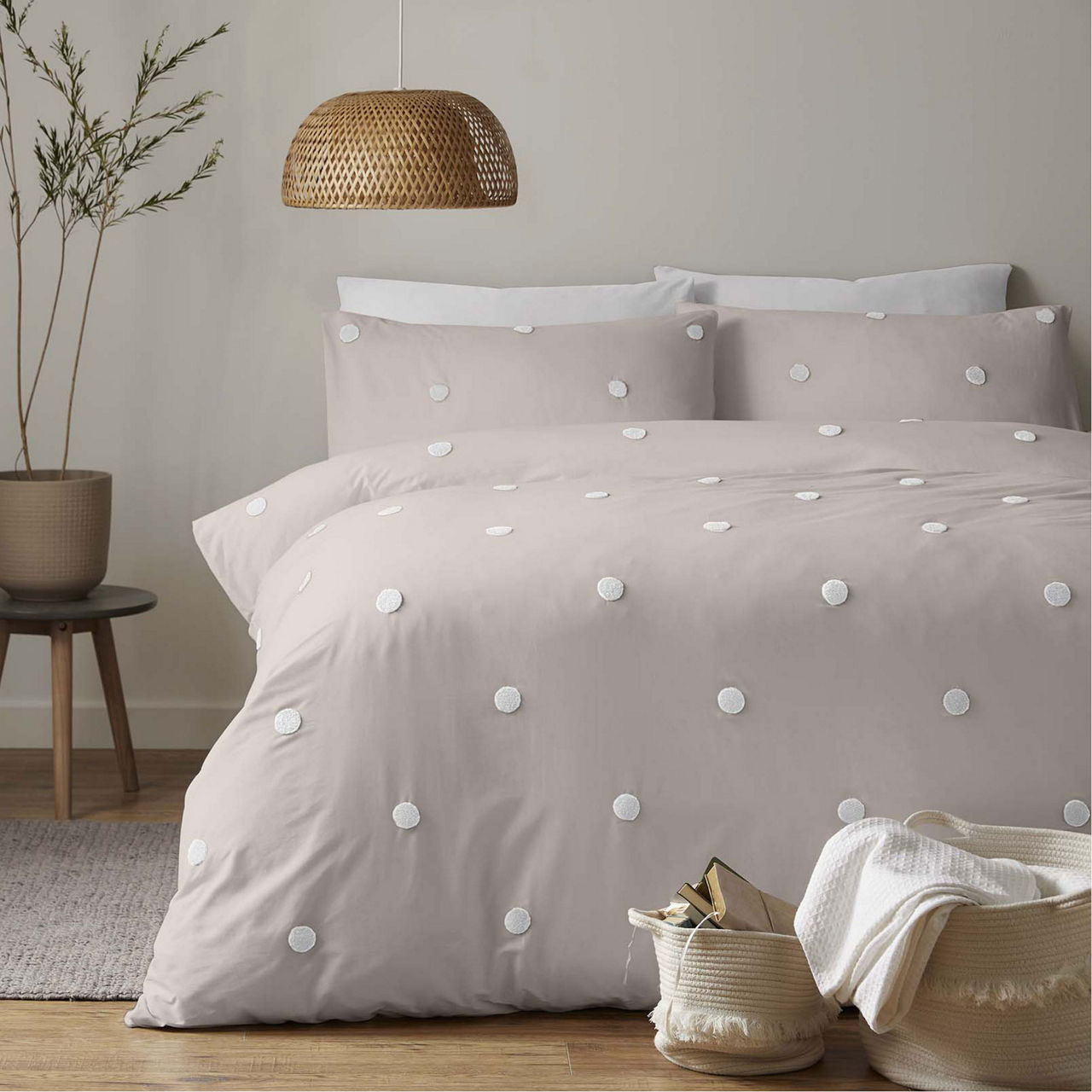 Arnotts bed deals linen