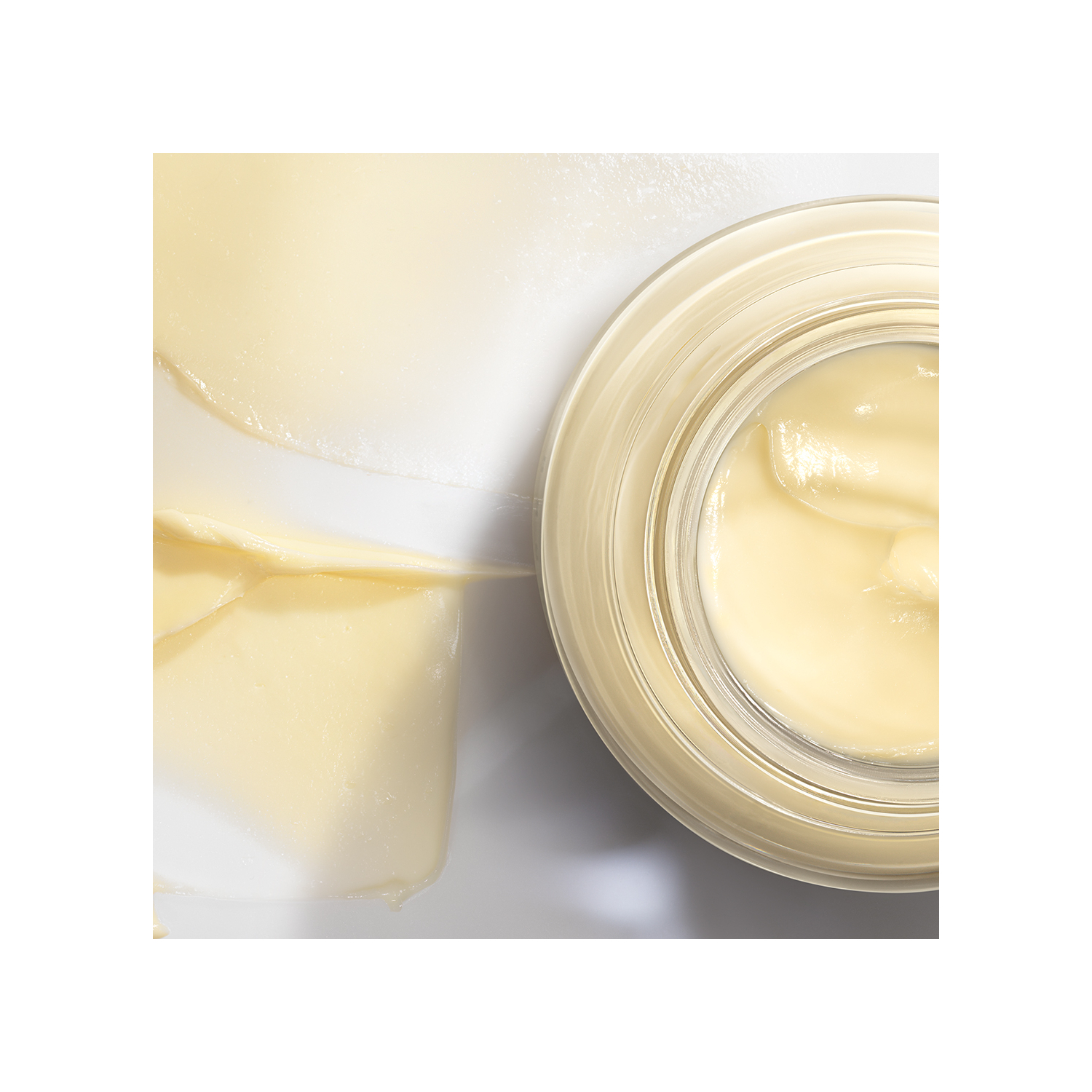 Deluxe Vitamin Enriched Face Base