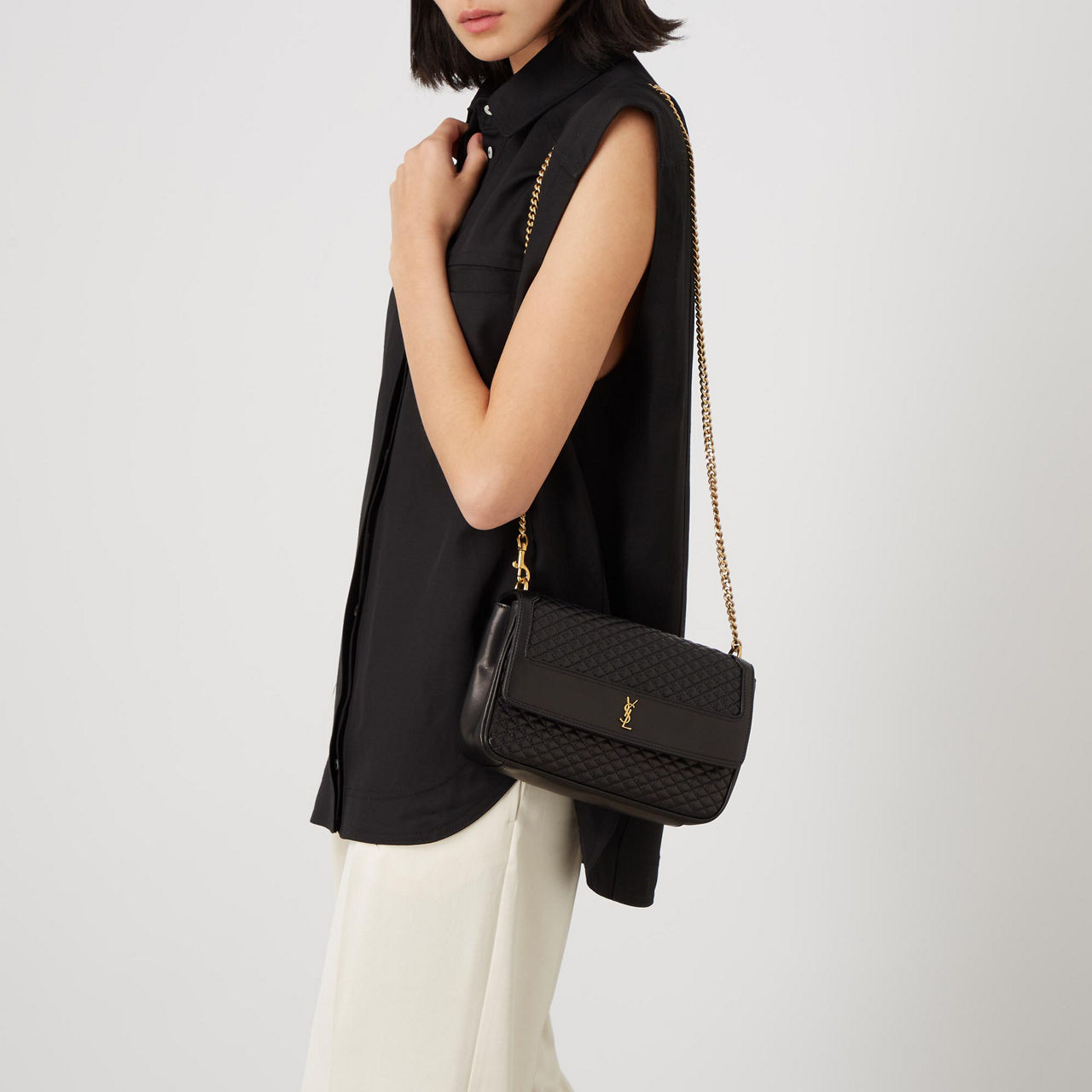 SAINT LAURENT Victoire Quilted Leather Chain Bag