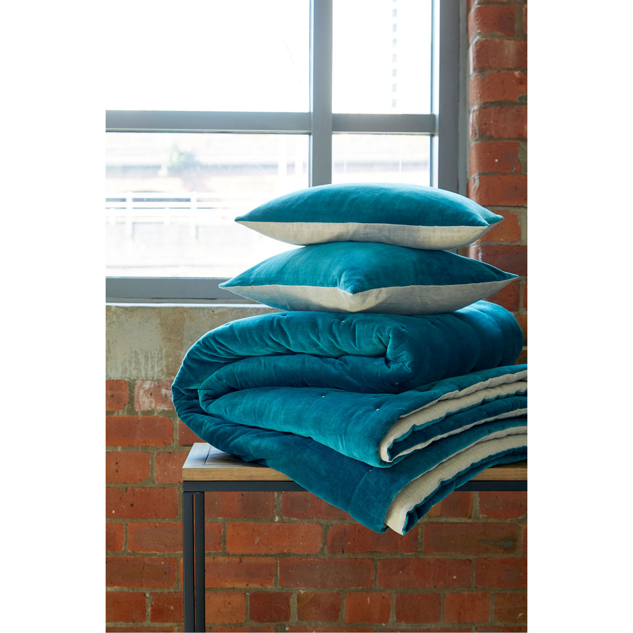 CHRISTY Jaipur Throw Peacock