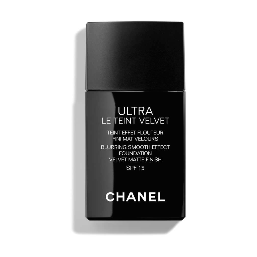 2 x Chanel Ultra Le Teint Velvet Foundation Velvet Matte Sample 3