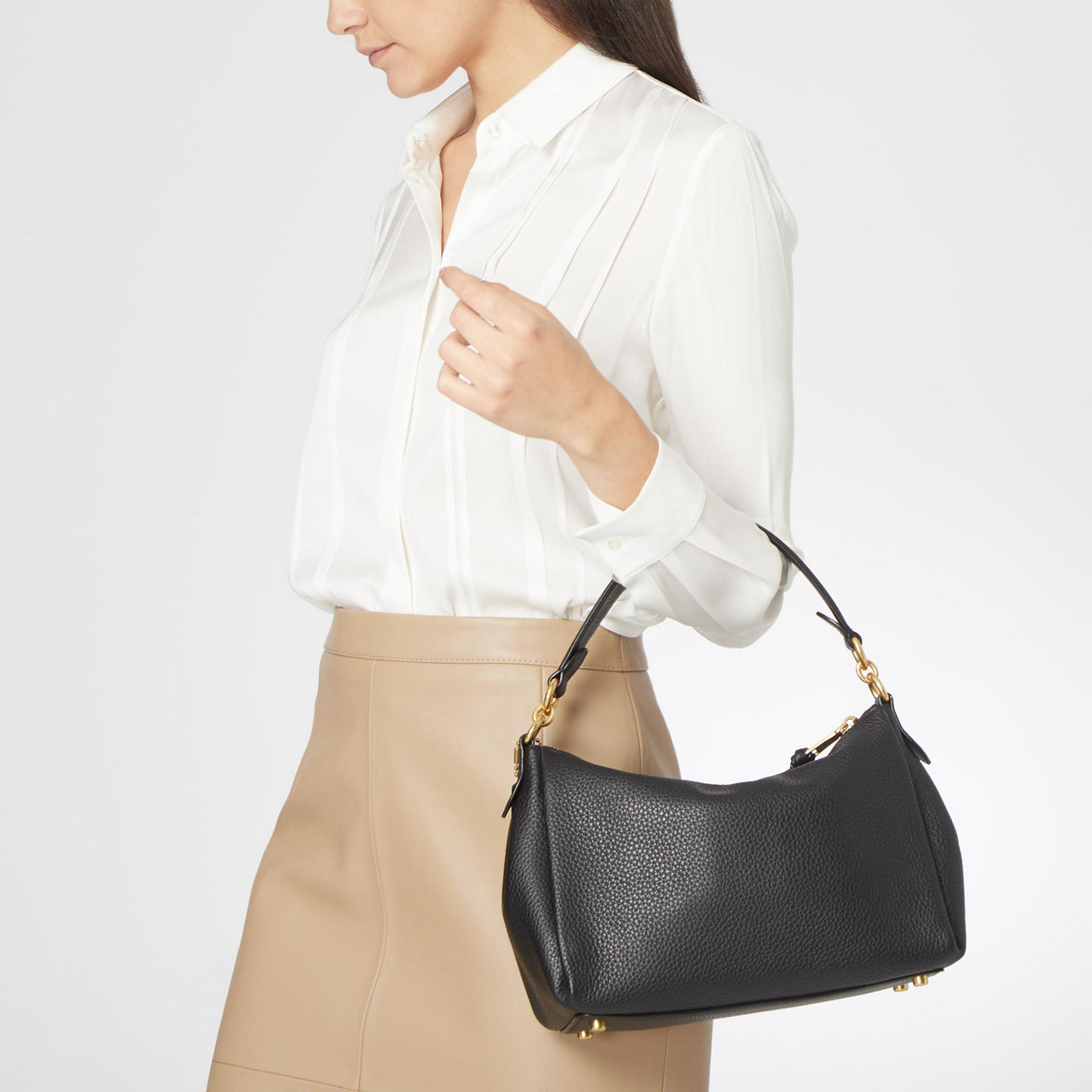 Coach leather shay online crossbody