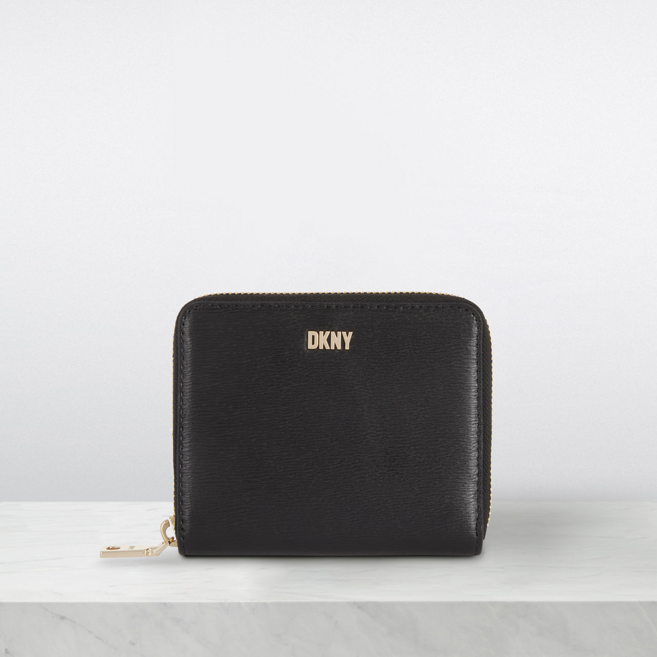 Arnotts discount dkny bags