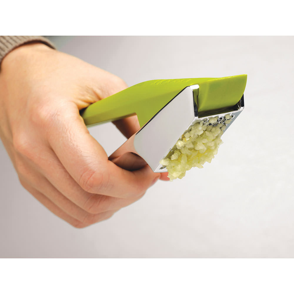 Easy-Press Garlic Crusher