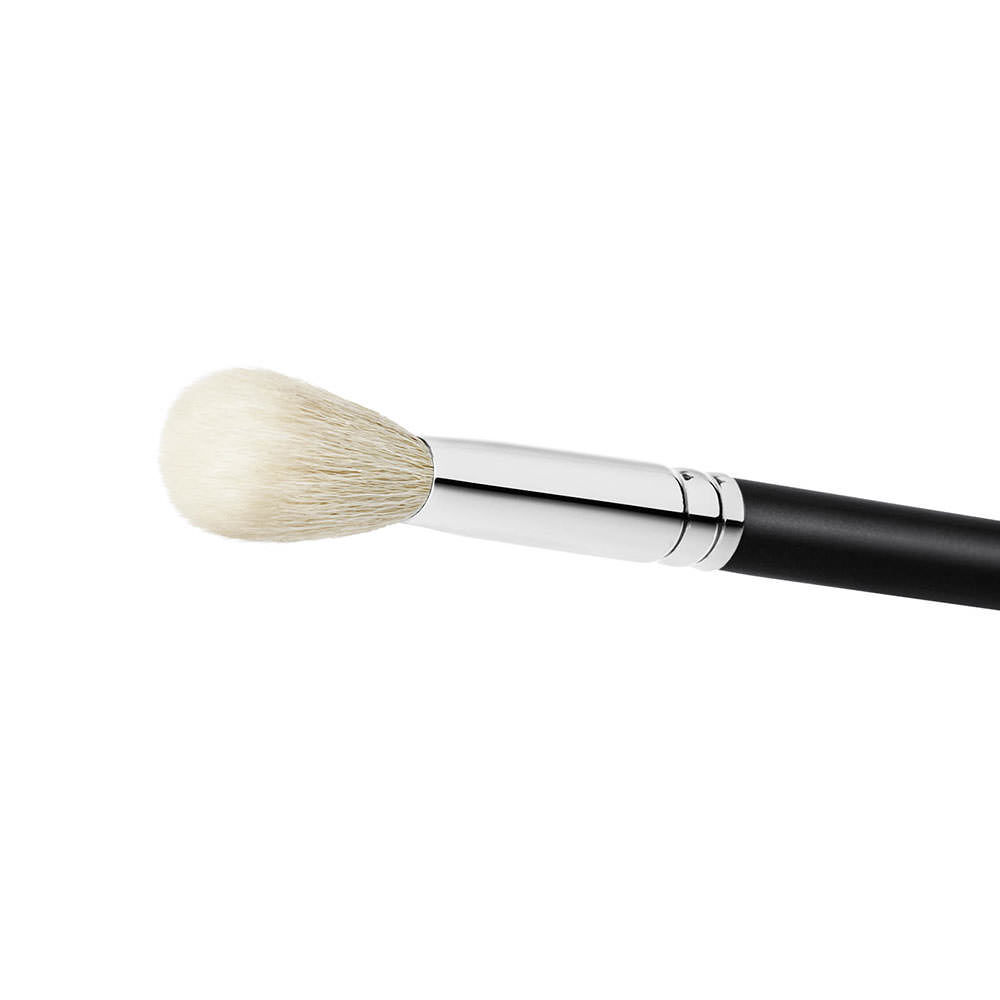 168 Large Angled Contour Brush