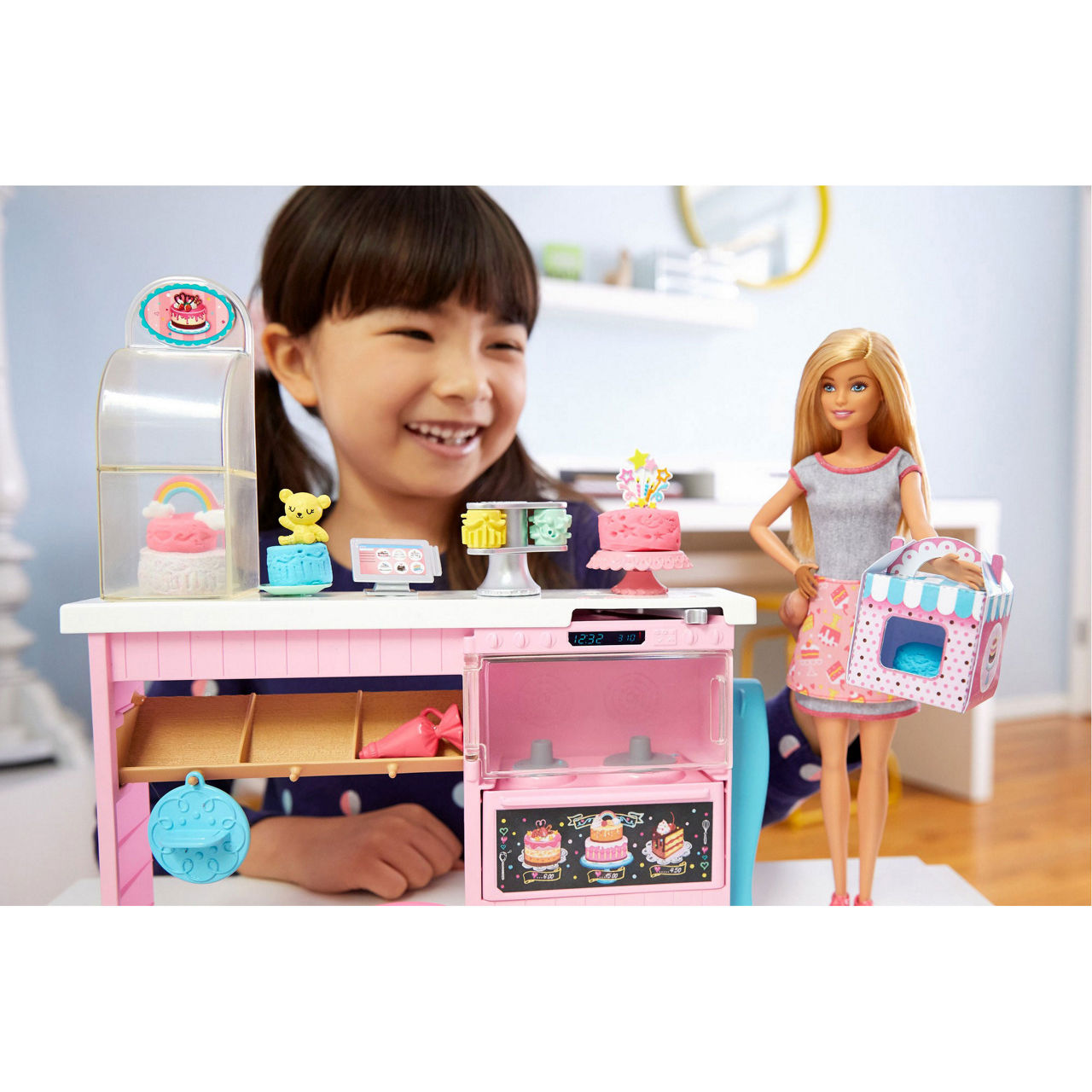 BARBIE Barbie Cake Decorating Set