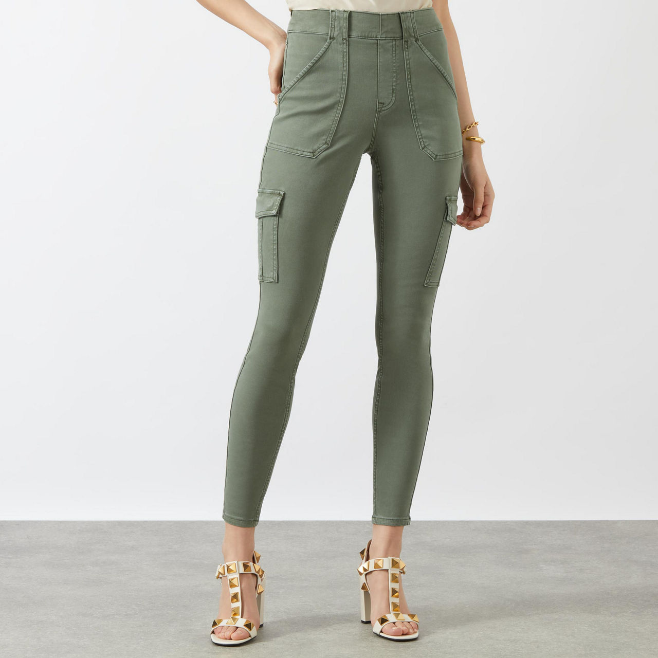 Spanx high waist skinny cargo pants in beige