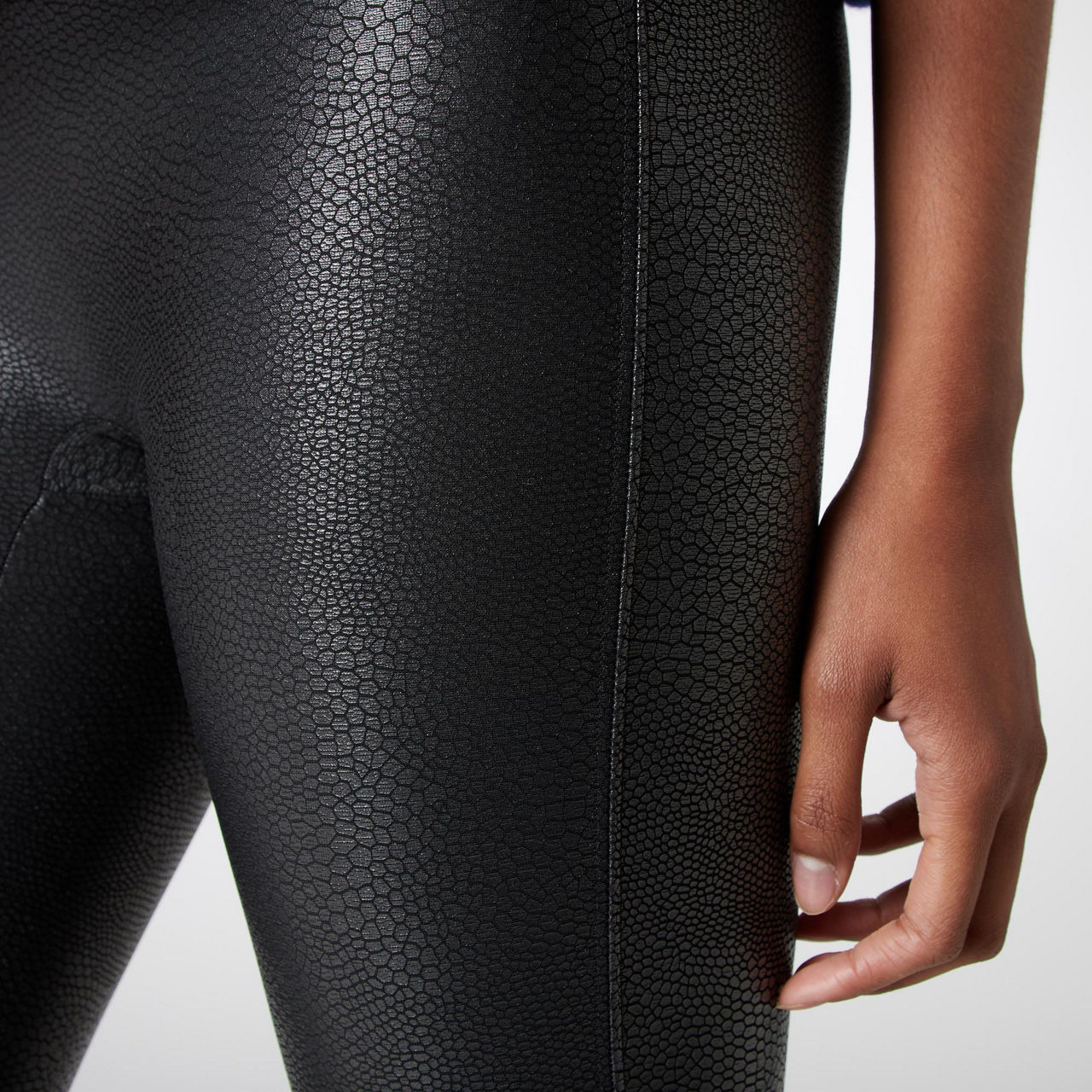 Faux leather outlet pebbled leggings