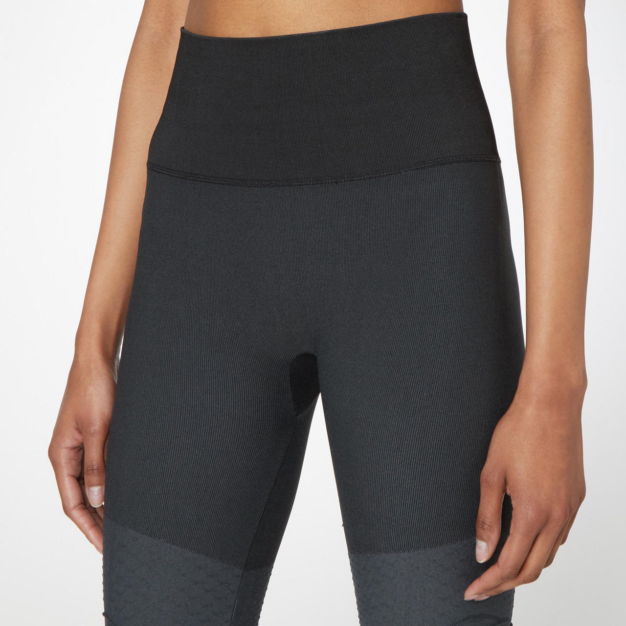 Spanx Look at Me Now Seamless Moto Leggings