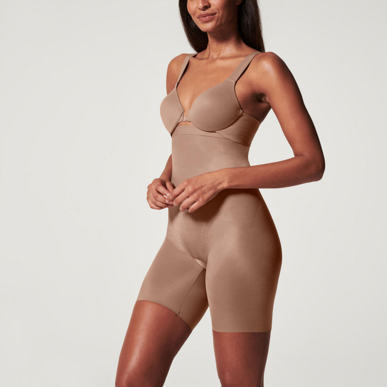 Spanx THINSTINCTS® 2.0 HIGH-WAISTED MID-THIGH SHORT - Shapewear - café au  lait/taupe 