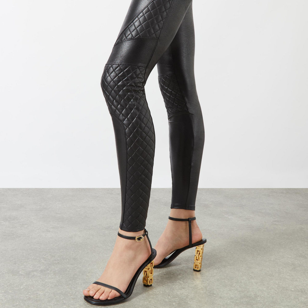 Womens Faux Leather Quilted Leggings Black