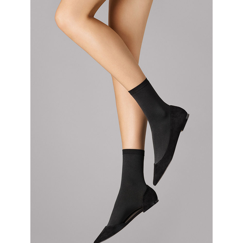 WOLFORD Velvet 66 Socks Black