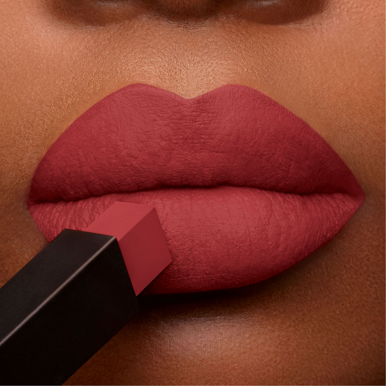 Rouge Pur Couture The Slim Lipstick