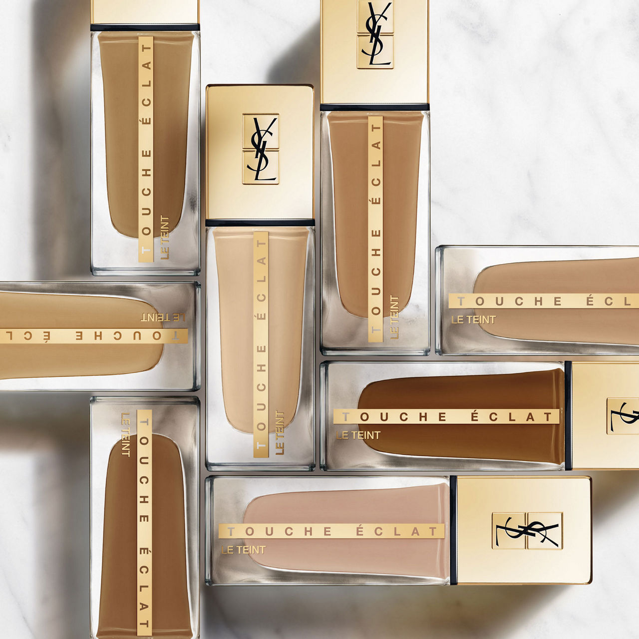 YVES SAINT LAURENT Touche Eclat Le Teint Natural Glow Foundation SPF22