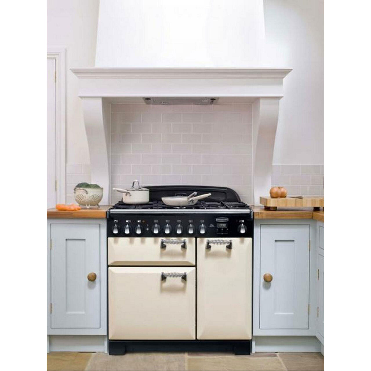 Elan deluxe 110 induction hotsell
