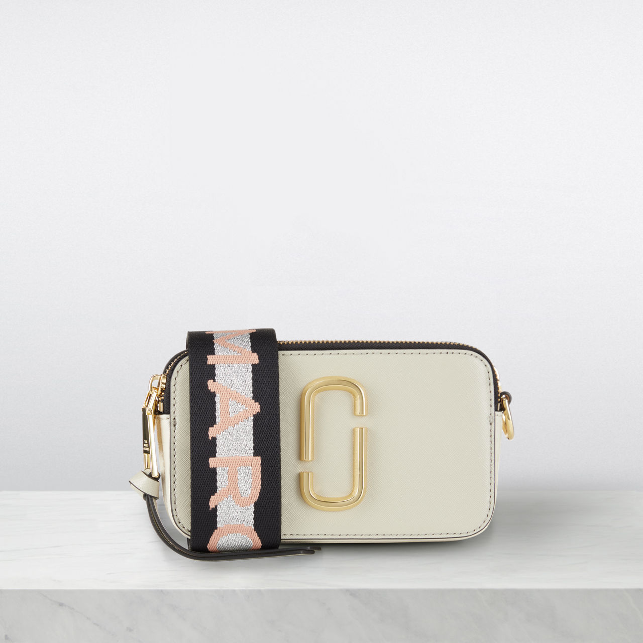 The Perfect Crossbody Bag For All Seasons: Marc Jacobs Snapshot Bag - By  Charlotte B