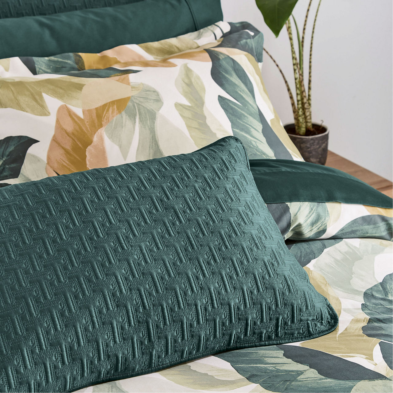 Urban Forager Duvet Cover Basil