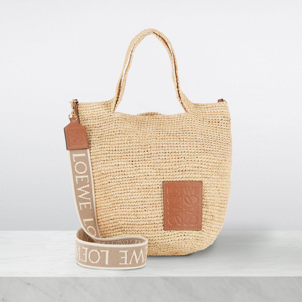 LOEWE Standard A4 Tote Bag In Raffia Natural/Black