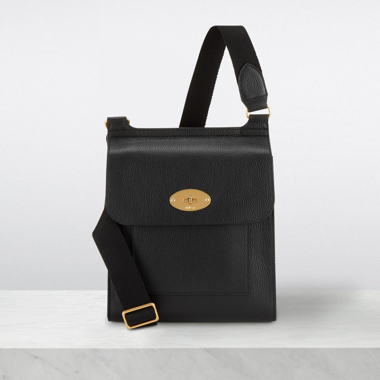 Mulberry black best sale messenger bag