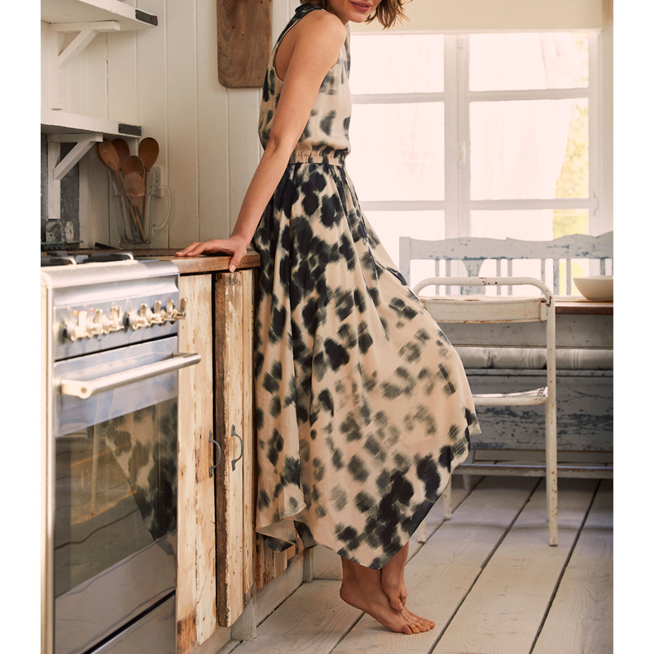 MINT VELVET Nicole Print Handkerchief Hem Midi Dress