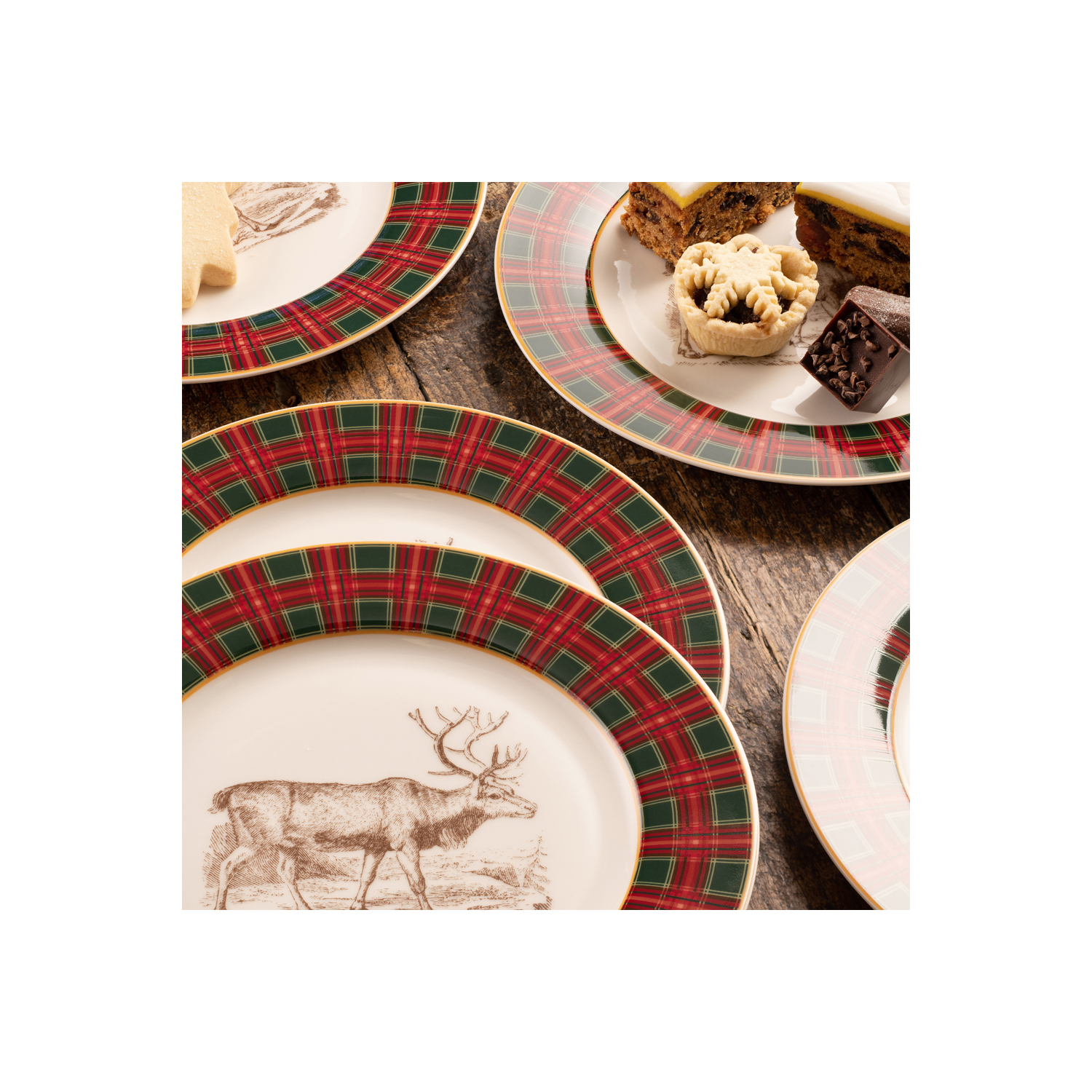 Tartan Reindeer Tea / Dessert Plates (Set of 6)