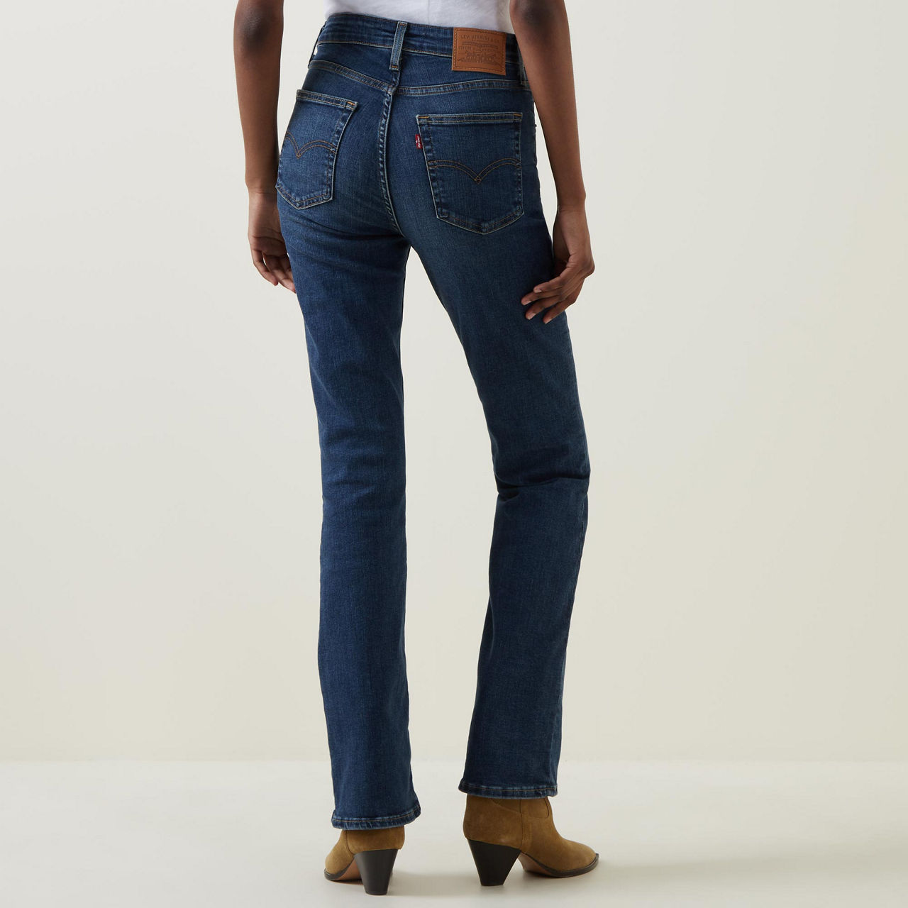 Levi's Original Red Tab Women's 725 High Rise Bootcut Jeans 