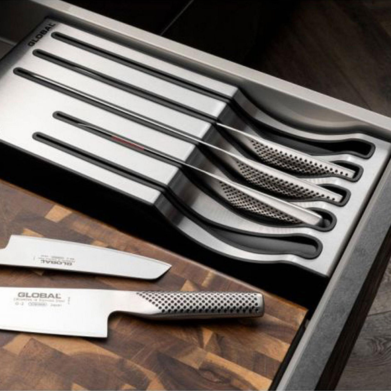 5 Piece Knife Set with Storage Dock