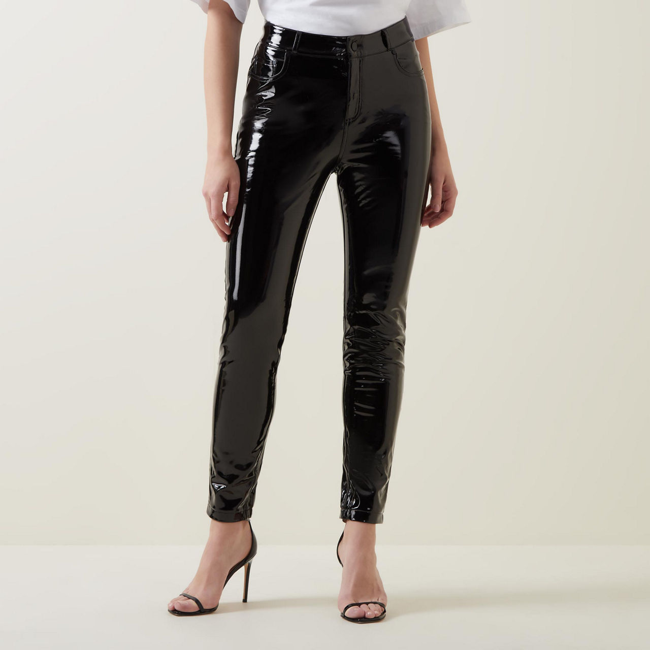 COMMANDO Faux Patent Five Pocket Leggings Black