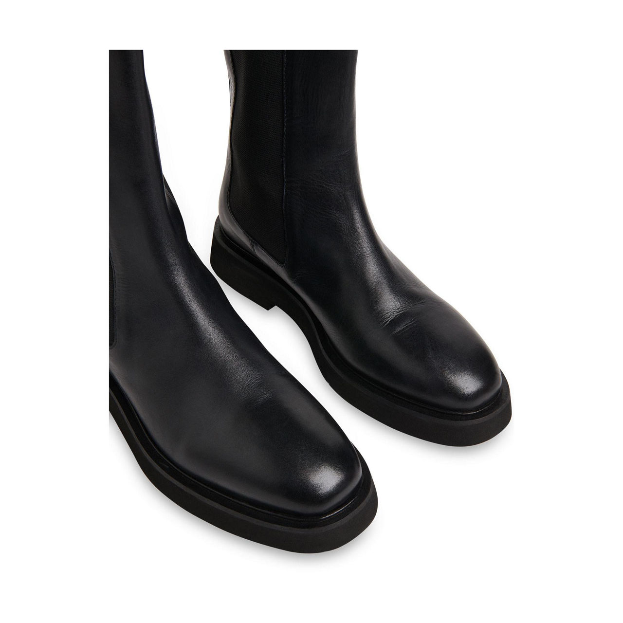 Newbury Chelsea Boots
