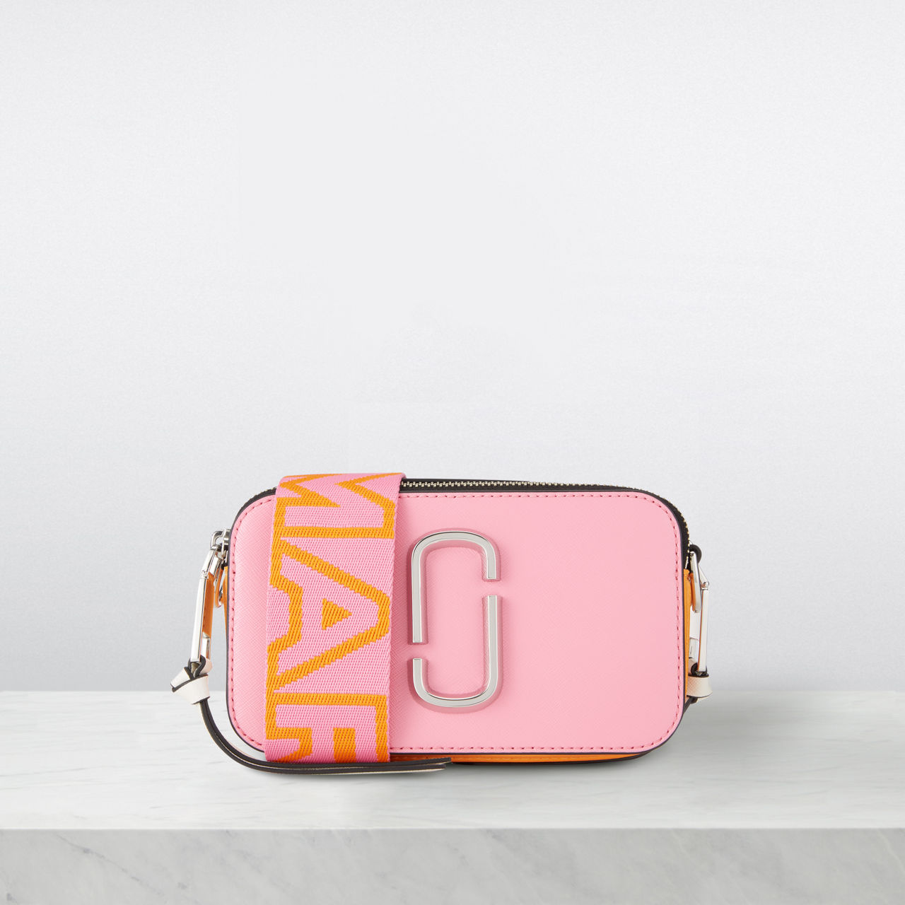 MARC JACOBS The Snapshot Pink