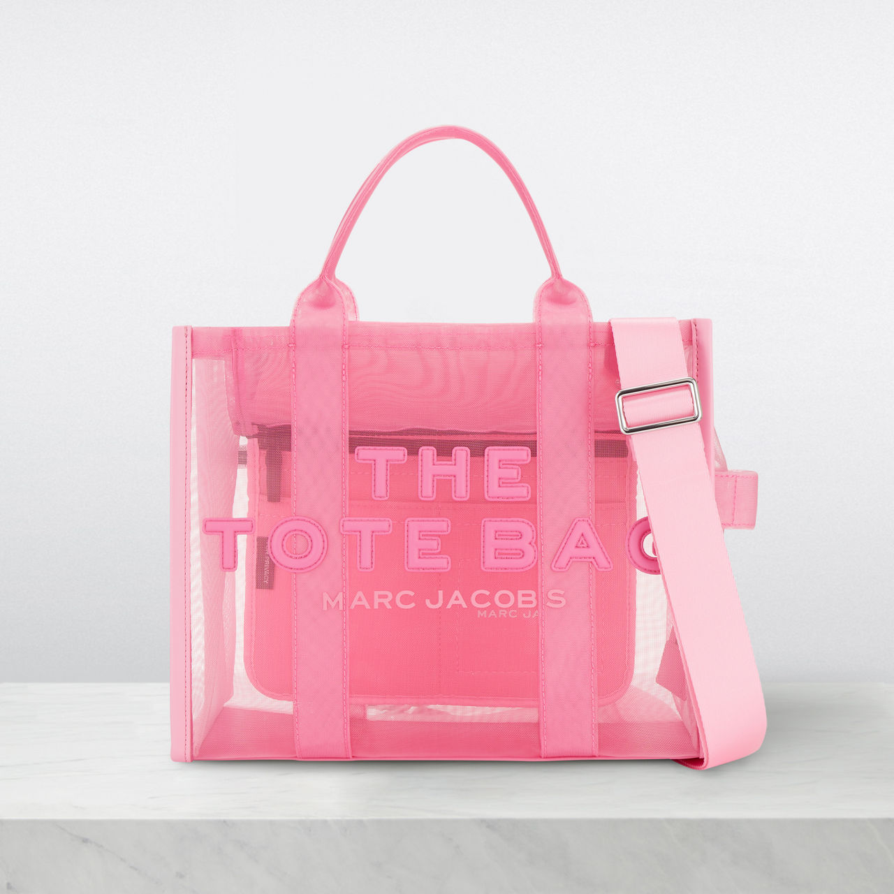 The Medium Mesh Tote Bag in Pink - Marc Jacobs