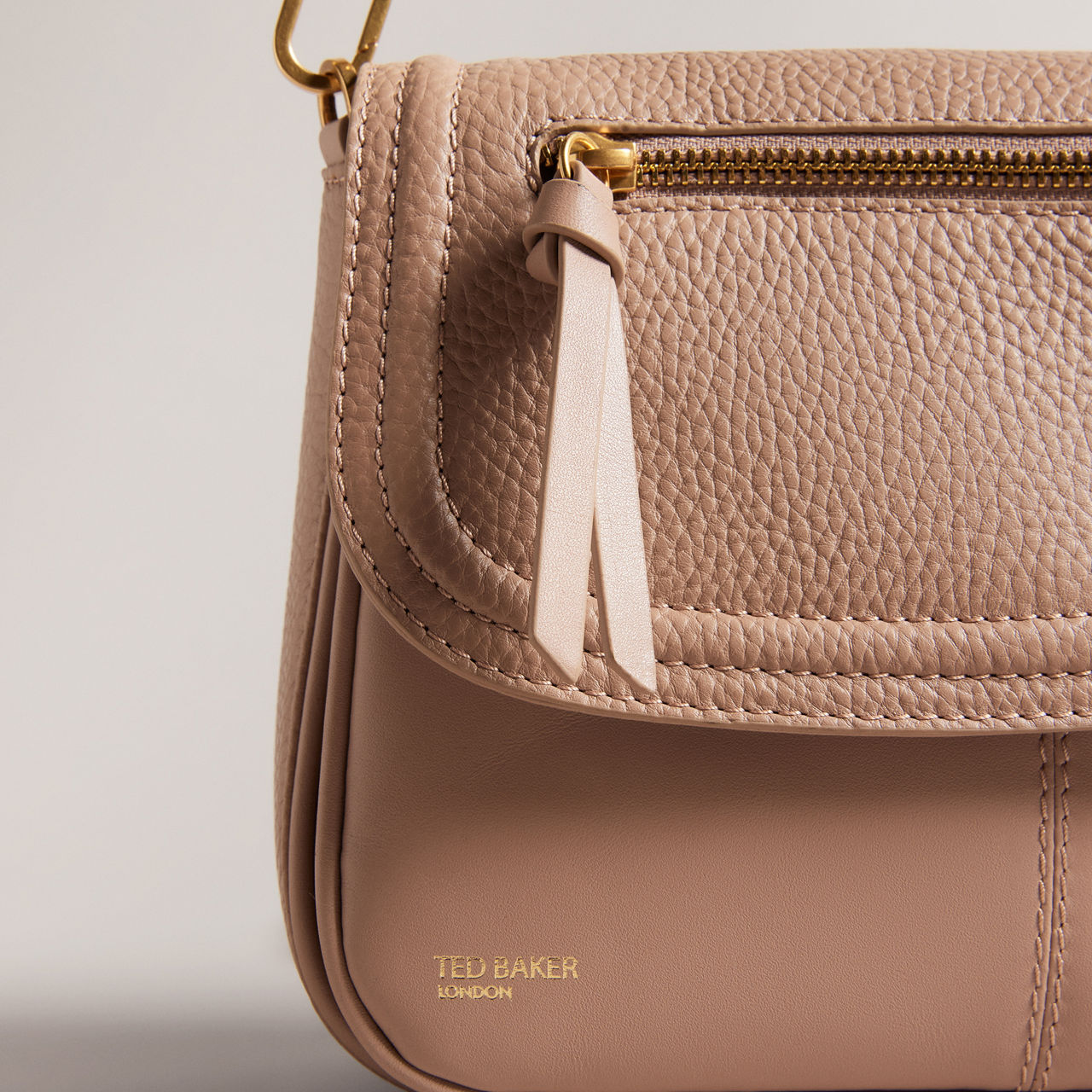 Ted baker soft online grain leather shoulder bag