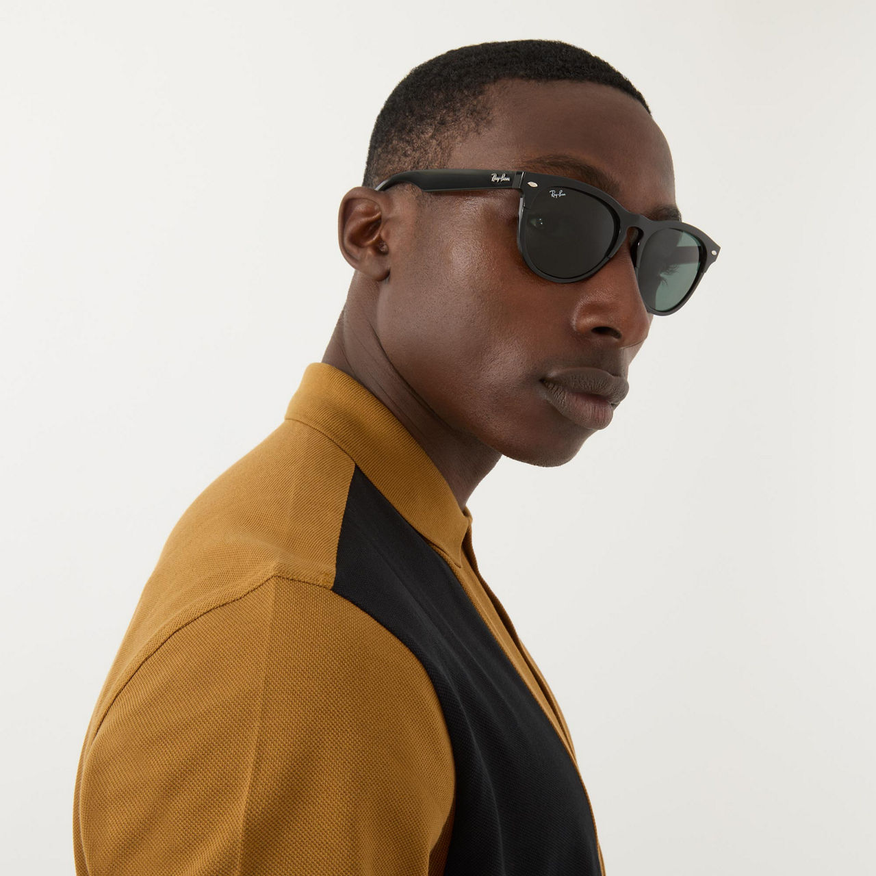 RAY-BAN Phantos Sunglasses RB4471