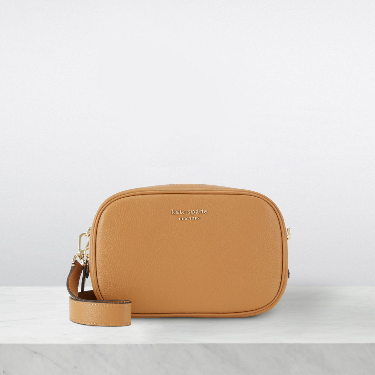 Kate outlets Spade New York Astrid Medium Camera Bag