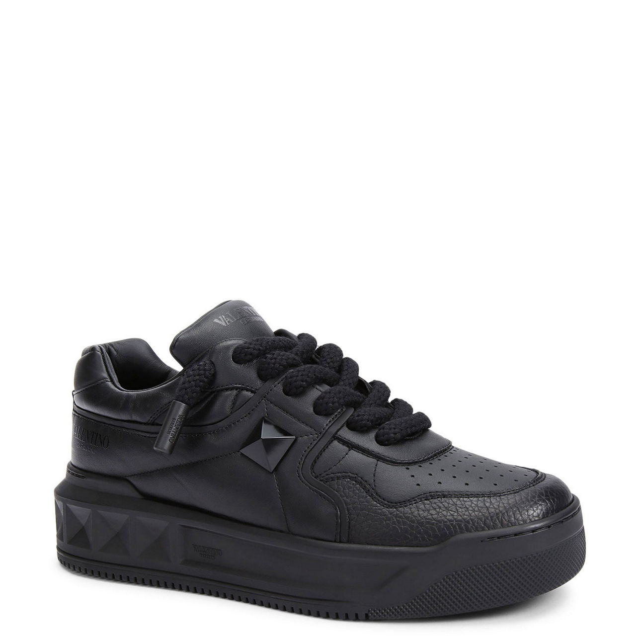 Mens white 2024 valentino trainers