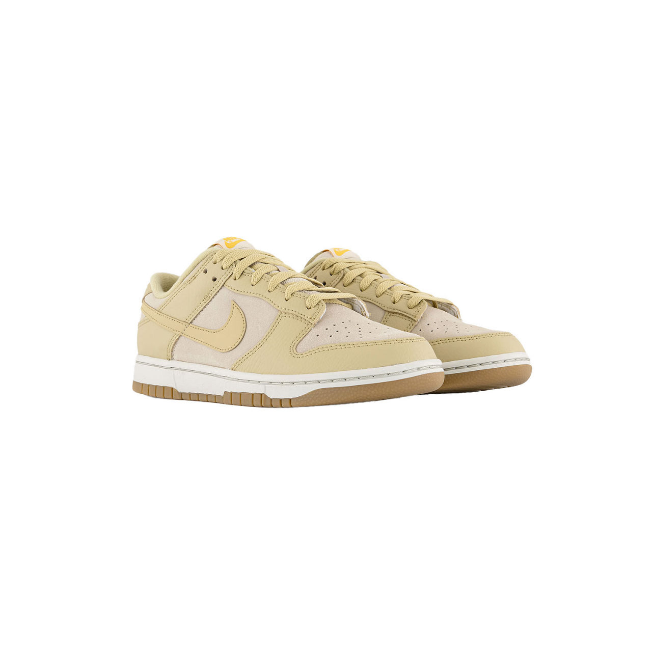 low dunk trainers