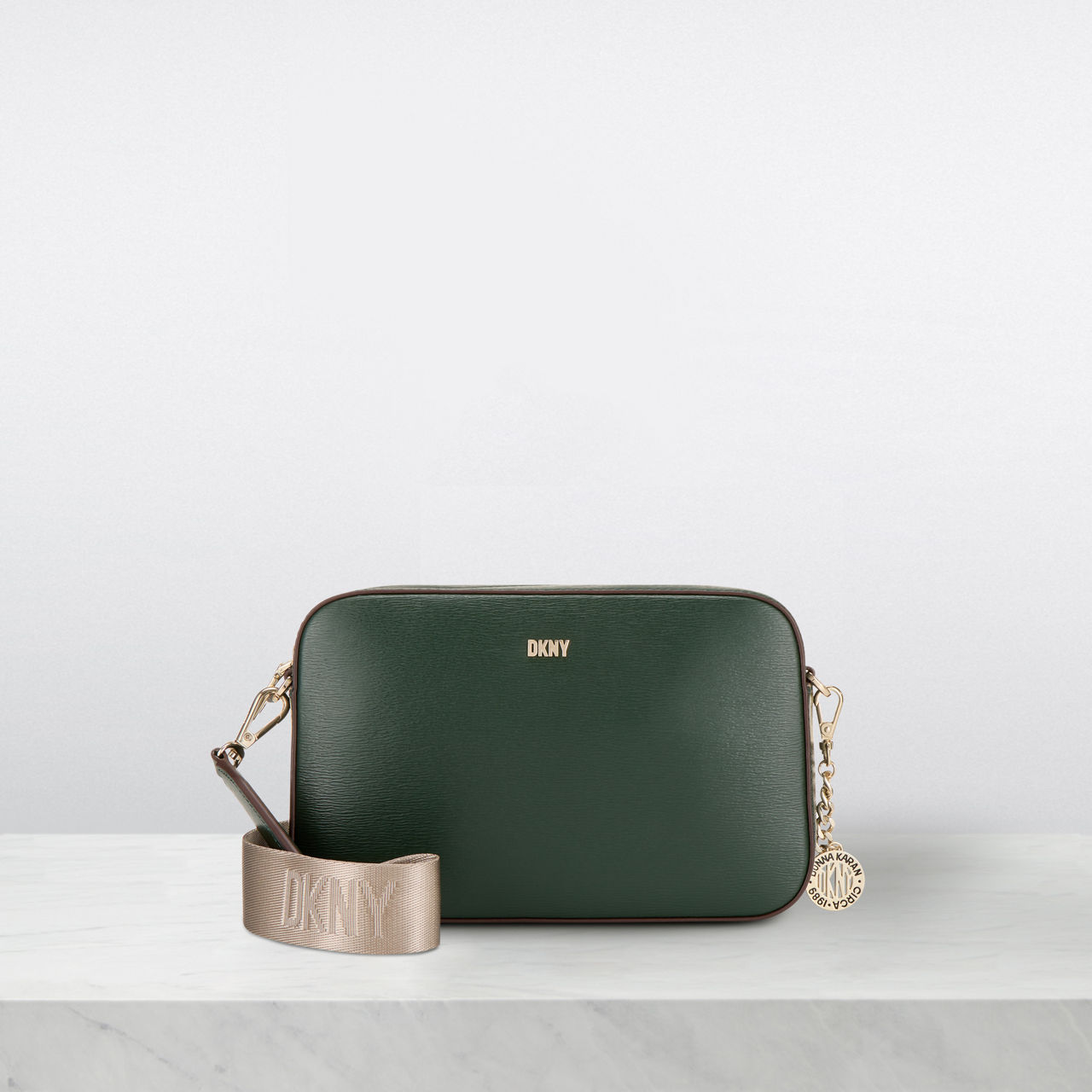 Dkny handbags sales arnotts