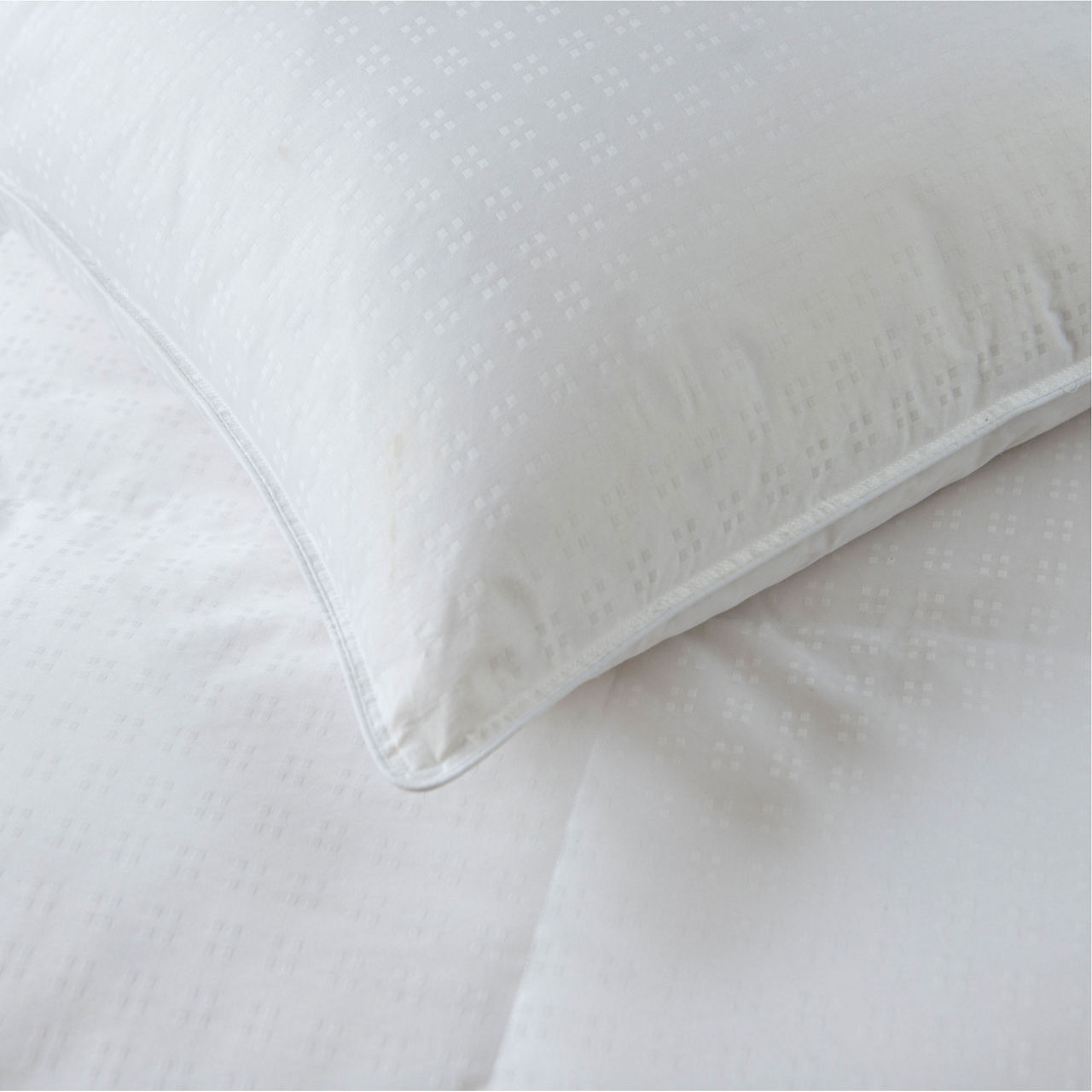 Duck Down Surround Pillow