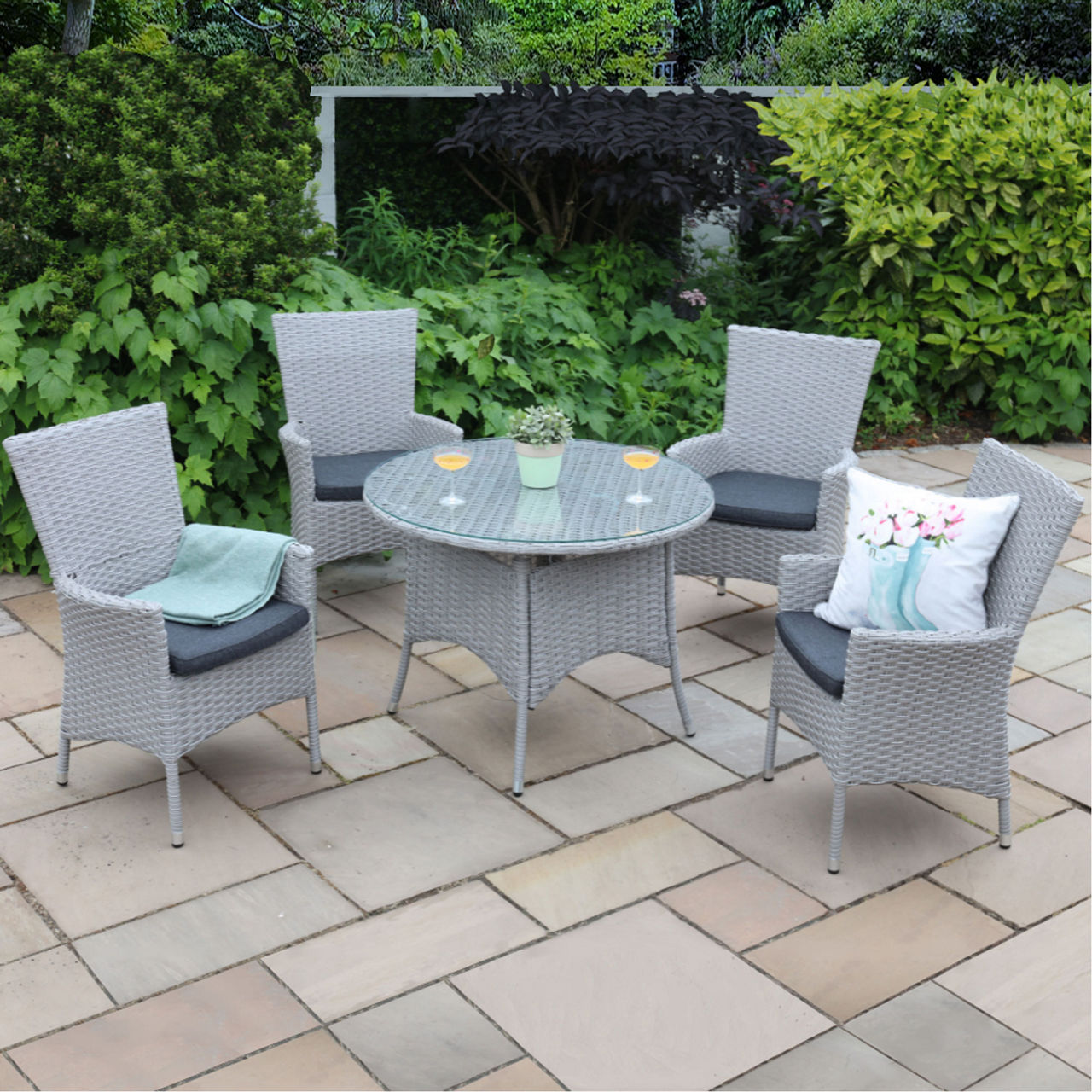 RATHWOOD Venice 4 Seater Round Set Grey Grey