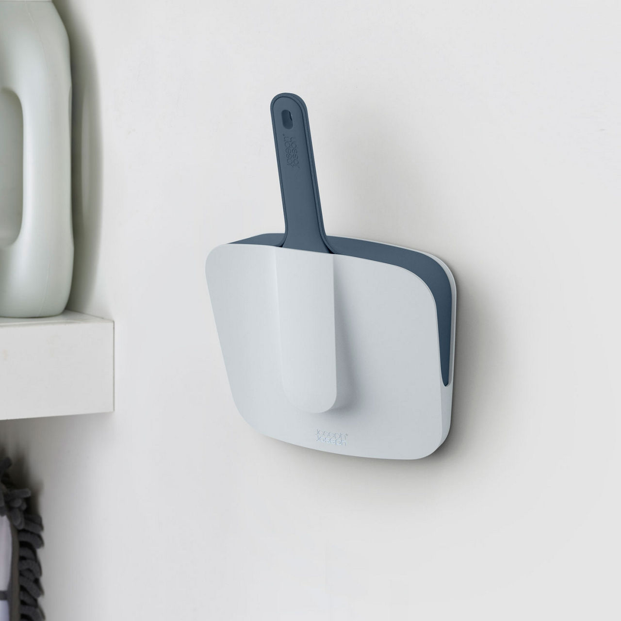 JOSEPH JOSEPH Clean Store Dustpan & Brush