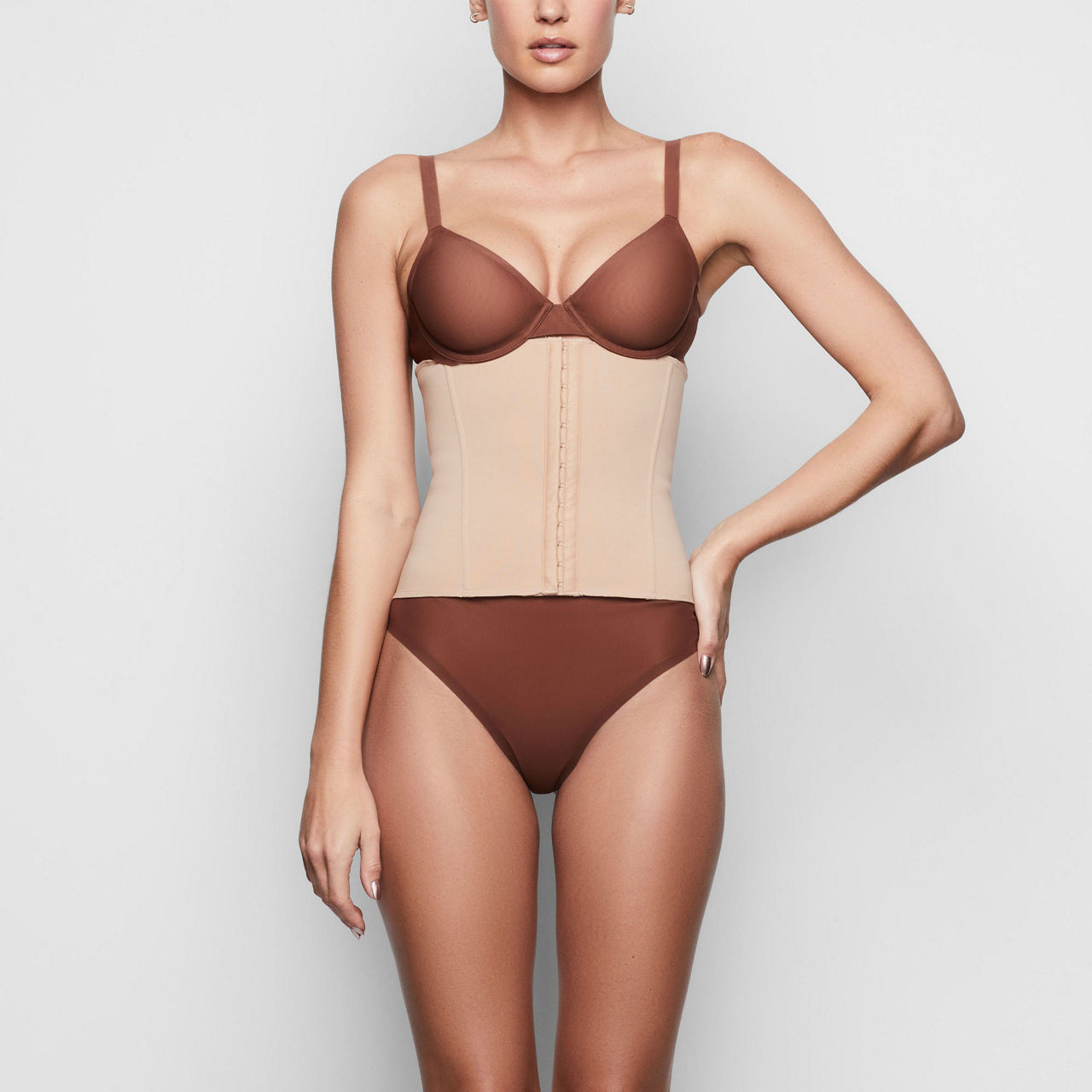 SKIMS Waist Trainer Clay