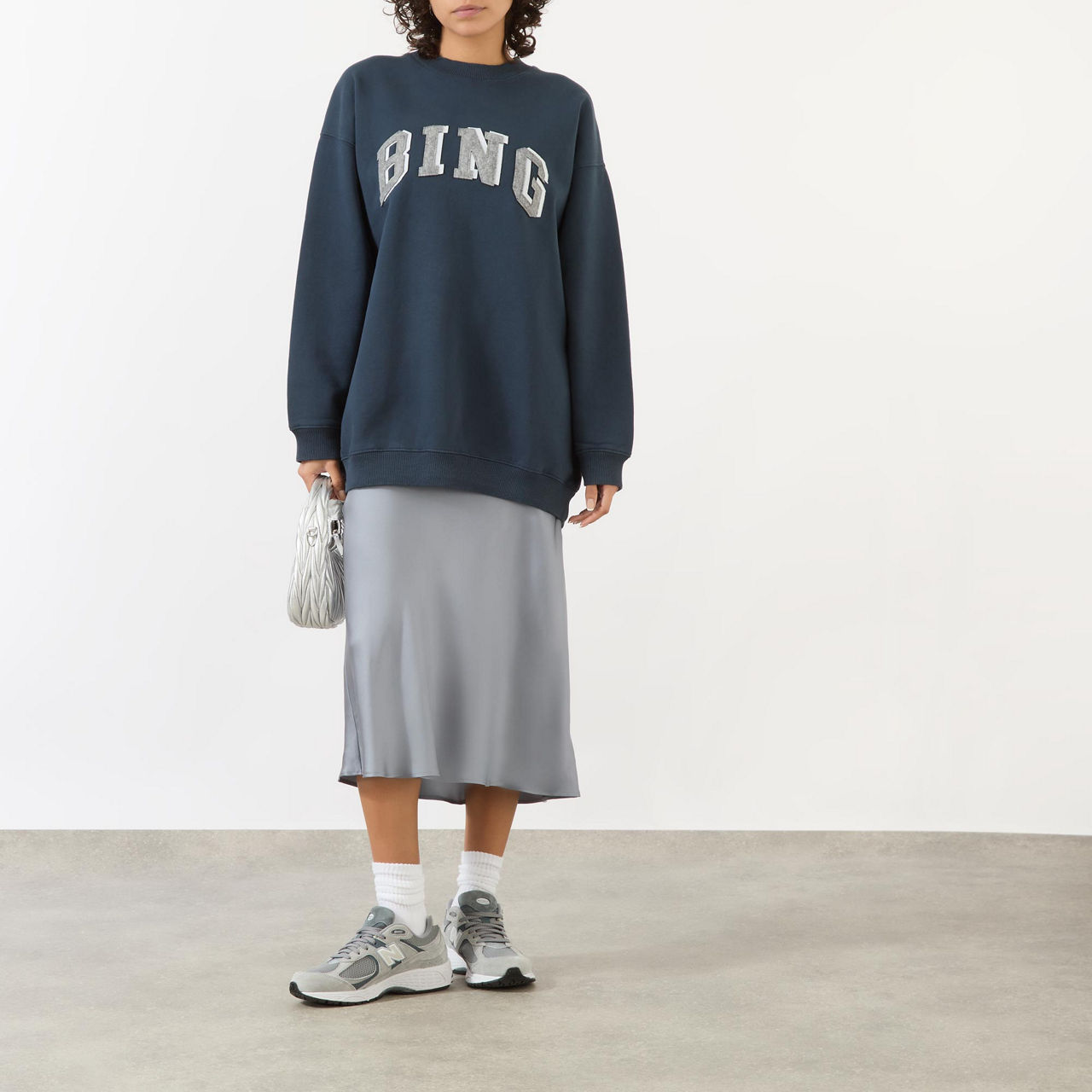 ANINE BING Tyler Oversized Logo Sweatshirt