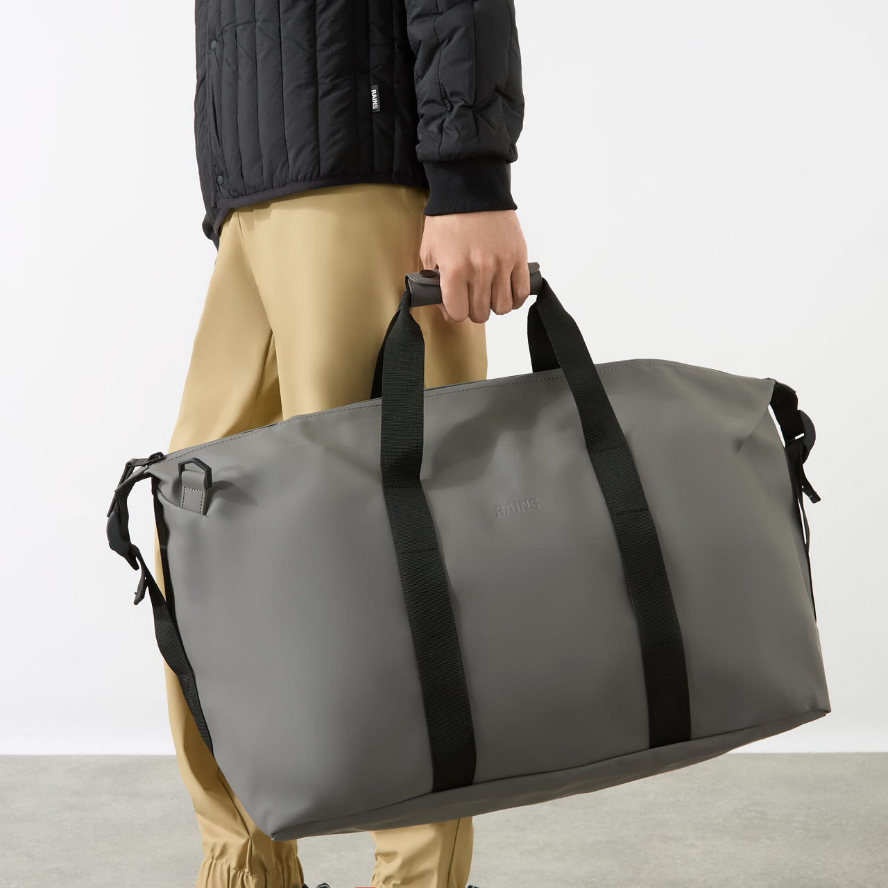 RAINS Unisex Hilo Weekend Bag