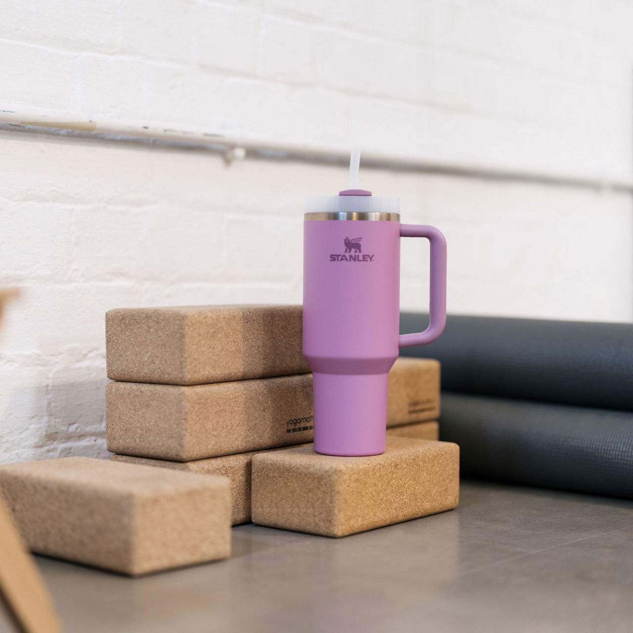 The Lilac Quencher H20 FlowState™ Tumbler 1.18L