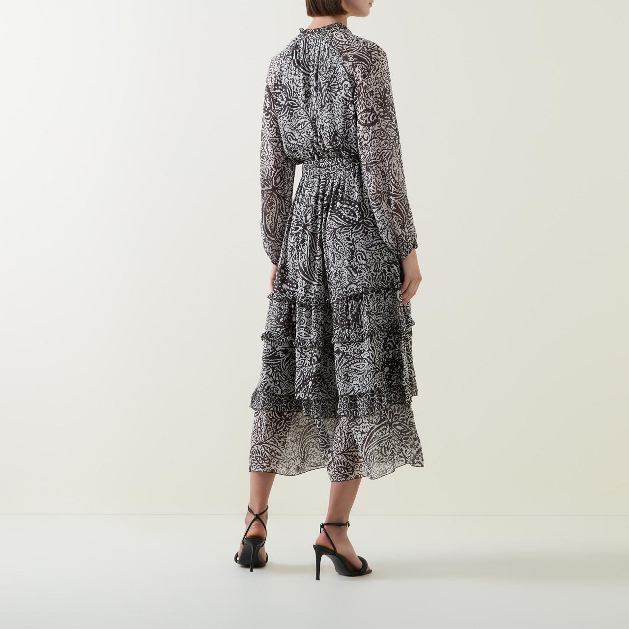 pais dress C