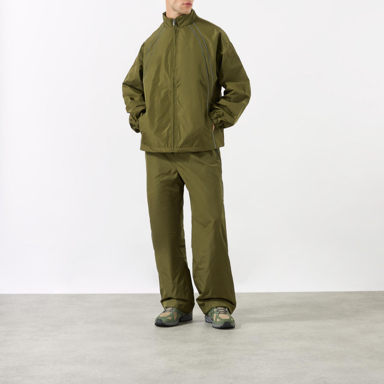 DAILY PAPER Taye Logo Jacket