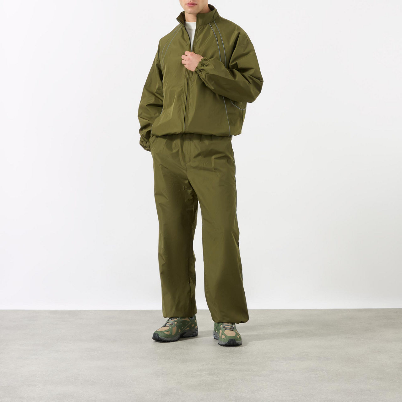 DAILY PAPER Taye Logo Jacket