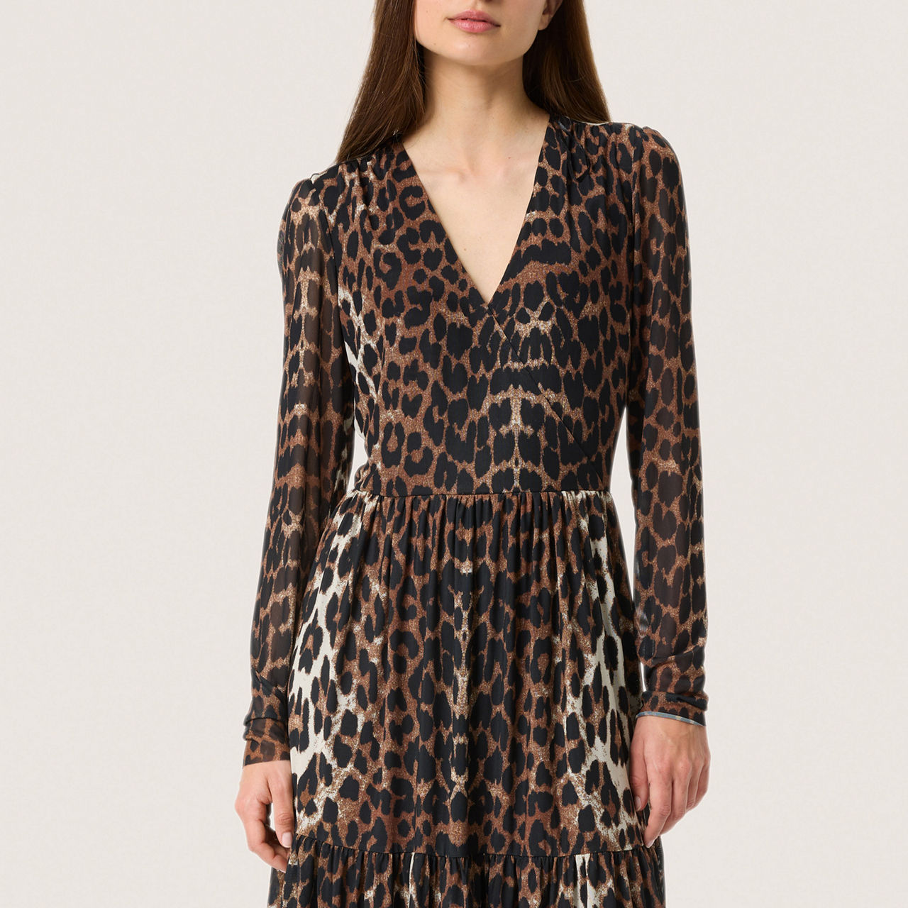 SOAKED IN LUXURY Valdora Leopard Dress