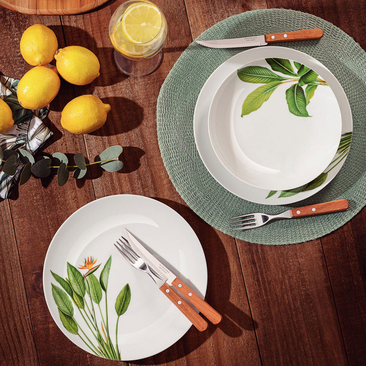 Natural Wooden Handle 16-Piece Cutlery Set